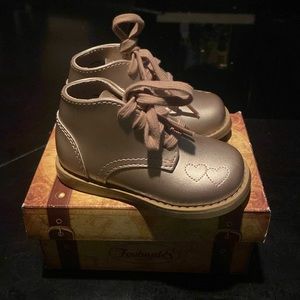 Baby girl Footmates shoes